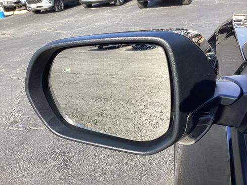 Used 2025 Chevrolet Equinox LT w/ Convenience Package II image 34