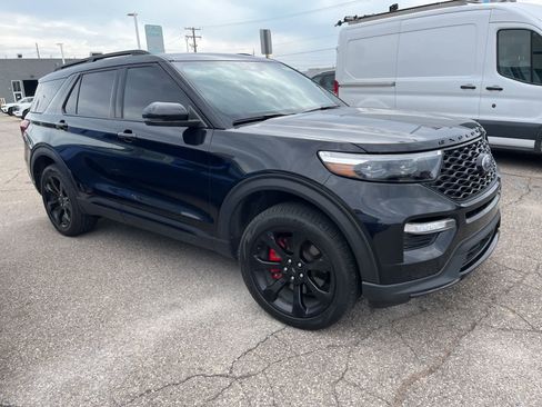 Used 2024 Ford Explorer ST w/ Equipment Group 401A image 18