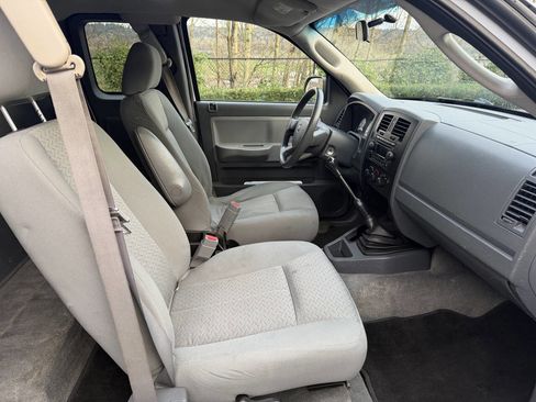 Used 2007 Dodge Dakota ST image 14