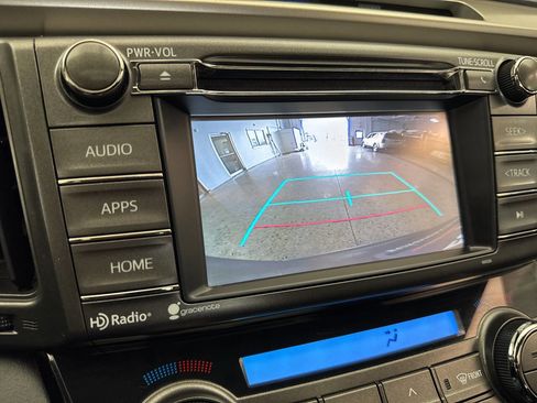 Used 2015 Toyota RAV4 XLE image 22