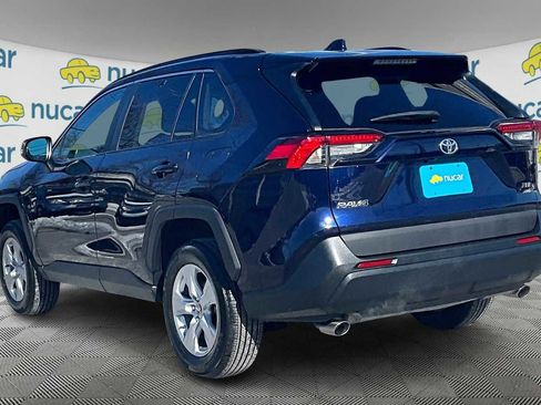 Used 2021 Toyota RAV4 XLE image 4