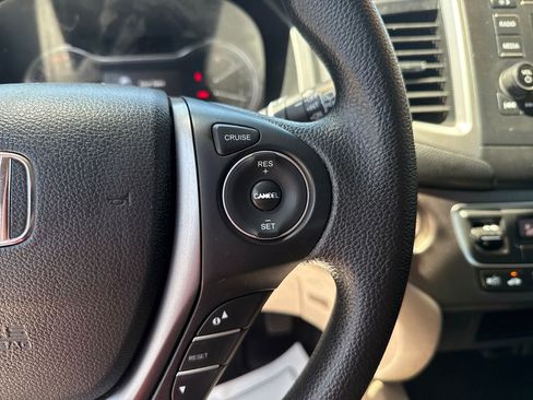 Used 2018 Honda Pilot LX image 21