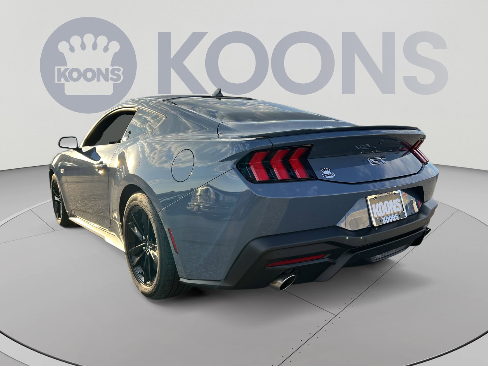 Used 2025 Ford Mustang GT RWD image 4