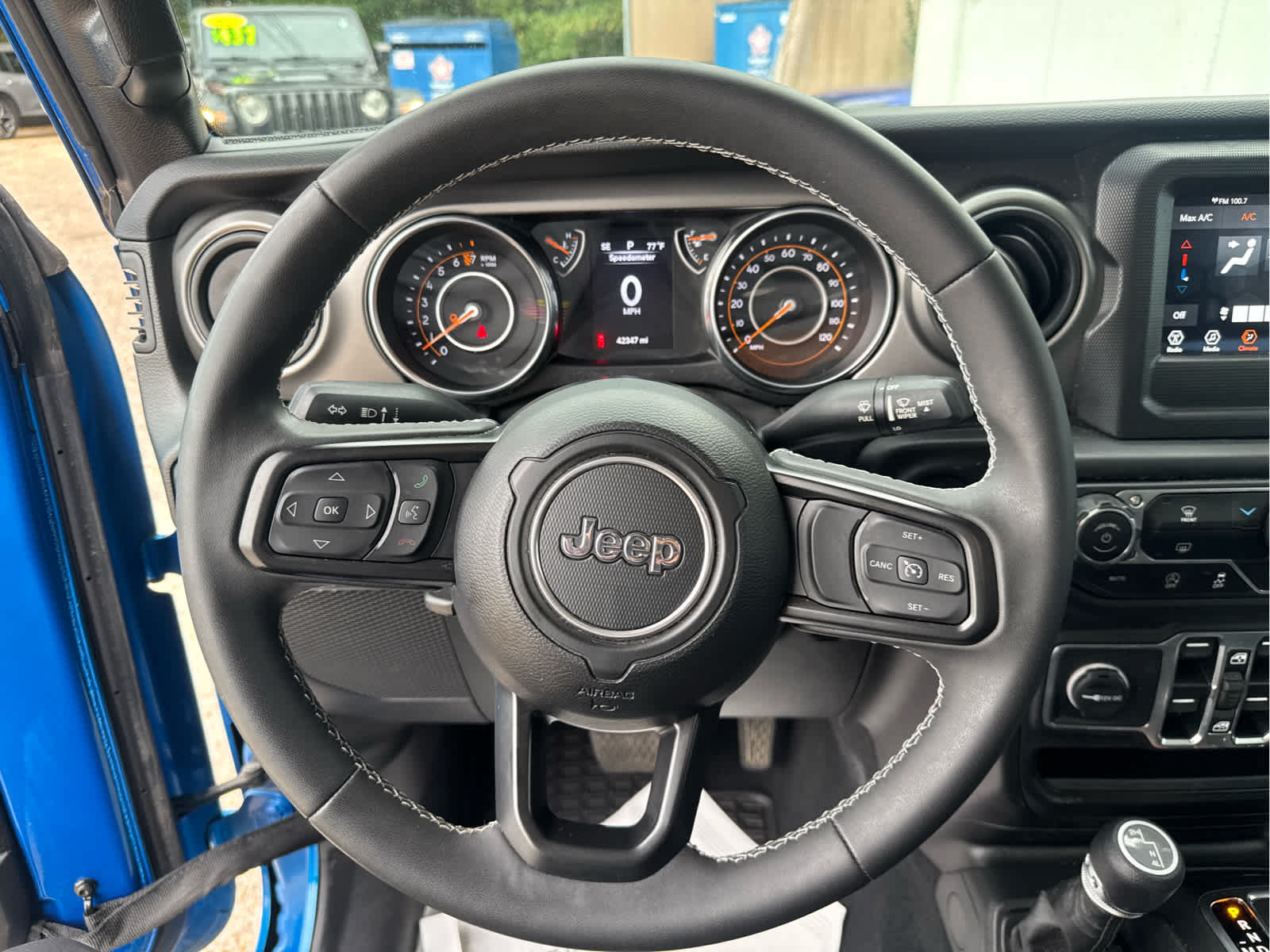 Used 2023 Jeep Gladiator Sport AWD/4WD image 29