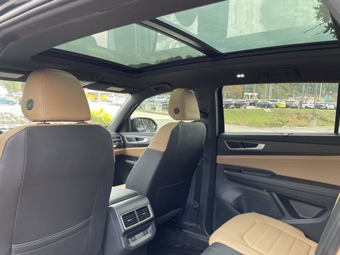 New 2026 Volkswagen Atlas Cross Sport SEL R-Line image 13