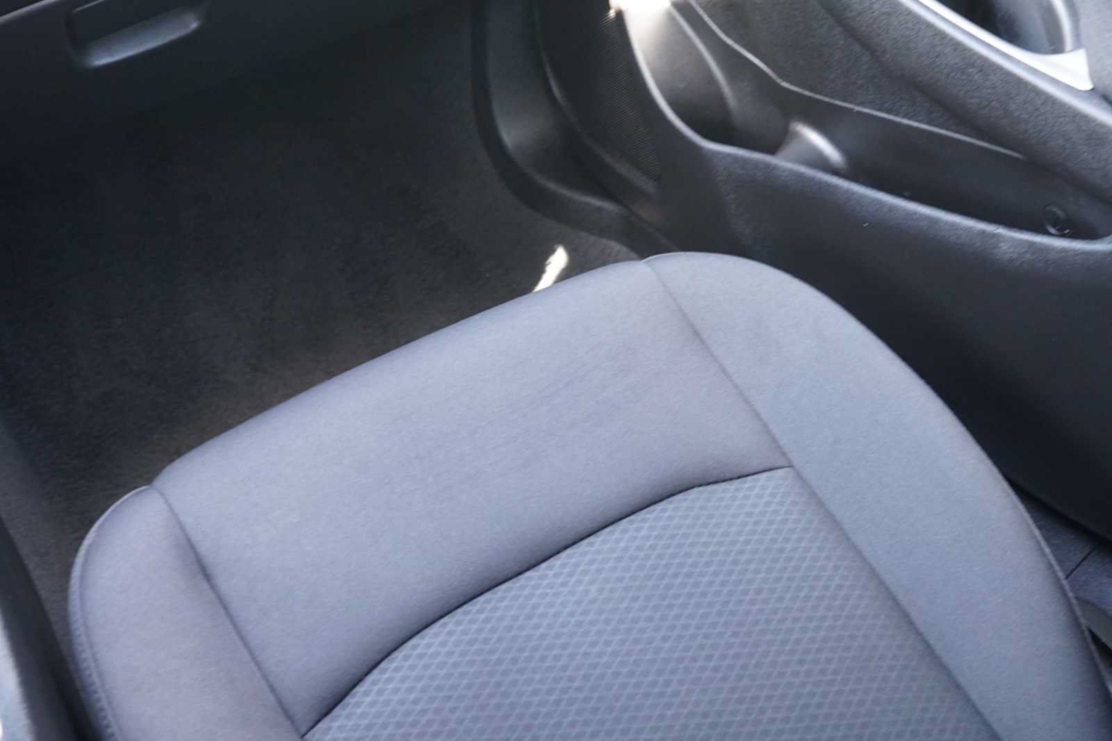 Used 2025 Chevrolet Malibu LT FWD image 24