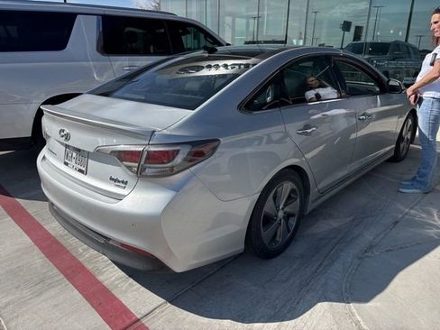 Used 2016 Hyundai Sonata Limited w/ Option Group 02 image 10