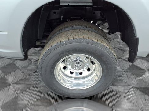 New 2026 RAM 3500 Big Horn AWD/4WD image 19