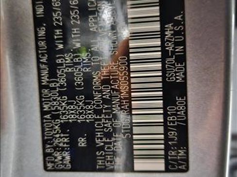 Used 2021 Toyota Highlander XLE image 24