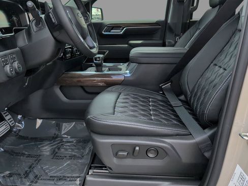 New 2026 Chevrolet Silverado 1500 RST AWD/4WD image 12