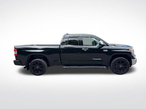 Used 2021 Toyota Tundra Limited w/ Limited Premium Package AWD/4WD image 4
