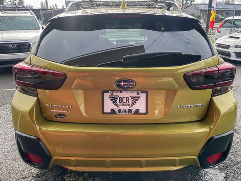 Used 2023 Subaru Crosstrek 2.0i Premium image 9