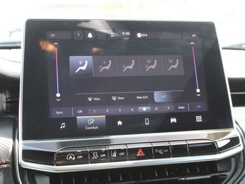 Used 2024 Jeep Compass Trailhawk image 24