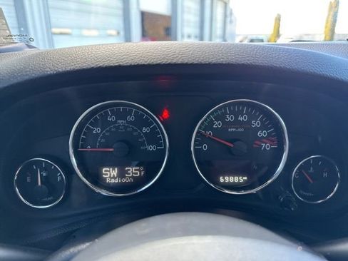 Used 2017 Jeep Wrangler Unlimited Rubicon image 31