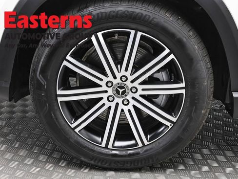 Used 2025 Mercedes-Benz GLE 450e 4MATIC image 32