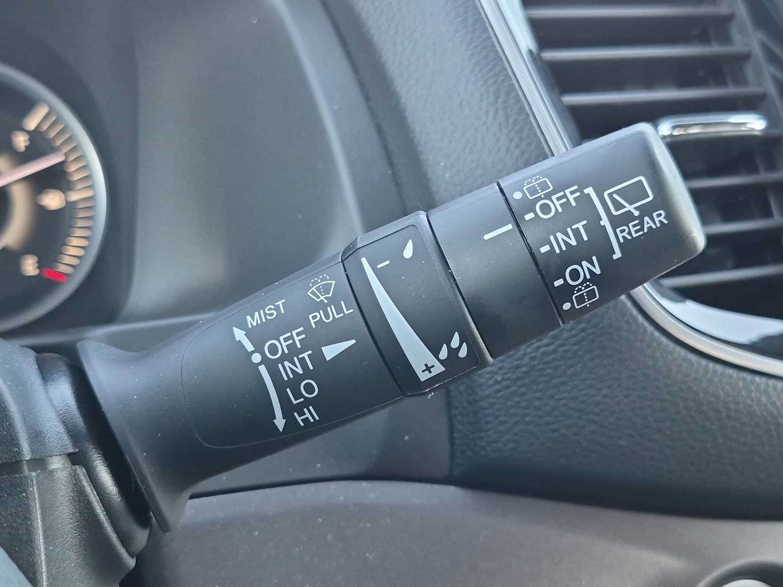 Certified 2024 Honda Passport EX-L image 26