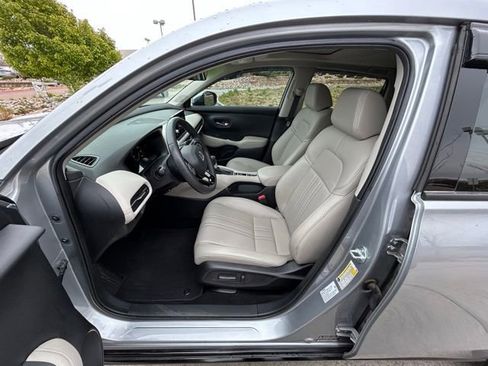 Used 2024 Honda HR-V EX-L image 12