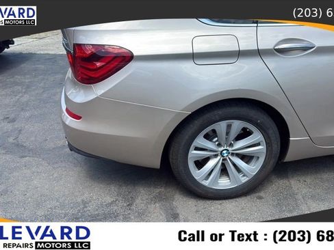 Used 2012 BMW 535i xDrive AWD/4WD image 11