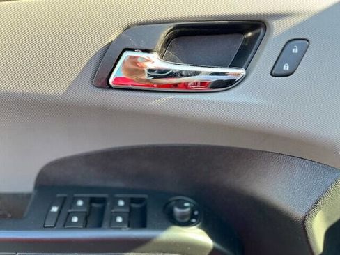 Used 2016 Chevrolet Sonic LT image 18