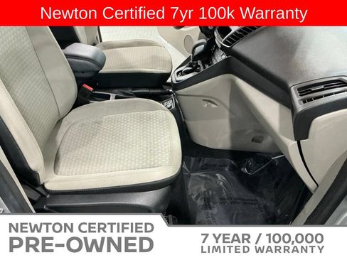 Used 2022 Ford Transit Connect XLT FWD image 14