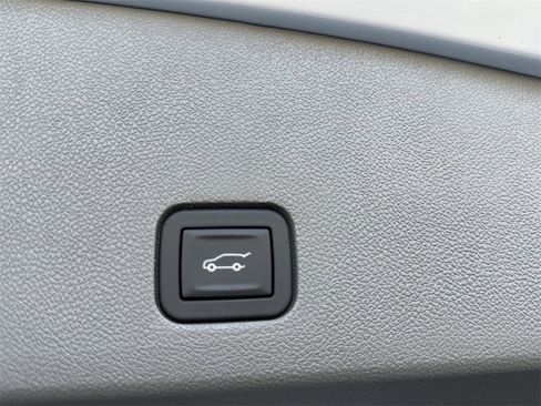 New 2025 Cadillac XT6 Premium Luxury w/ Technology Package image 31