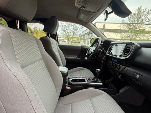 Used 2021 Toyota Tacoma SR image 17