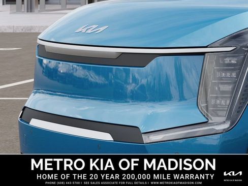 New 2026 Kia EV9 Wind image 12