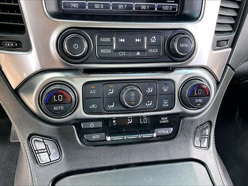 Used 2019 Chevrolet Tahoe Premier RWD image 33