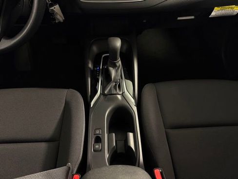 Used 2025 Toyota Corolla LE image 22