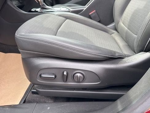 Used 2023 Buick Encore GX Select w/ Sport Touring Package FWD image 10
