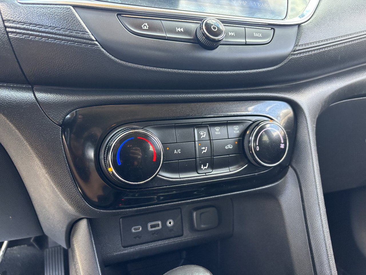 Used 2021 Buick Encore GX Preferred FWD image 22