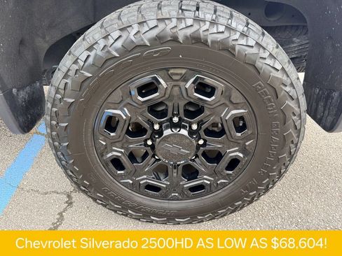 Used 2024 Chevrolet Silverado 2500 LTZ w/ LTZ Convenience Package AWD/4WD image 34