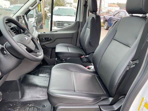 New 2026 Ford Transit 250 148 Medium Roof image 7