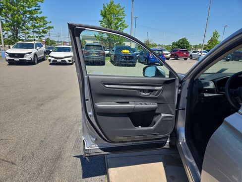 Used 2023 Honda CR-V EX image 11