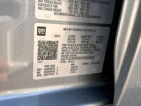 Used 2026 GMC Sierra 1500 SLT AWD/4WD image 37