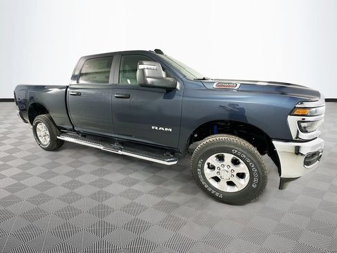 New 2026 RAM 2500 Big Horn AWD/4WD image 3