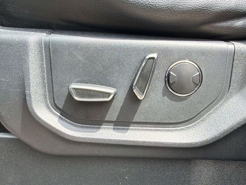 Used 2018 Ford Expedition XLT w/ Equipment Group 201A image 13