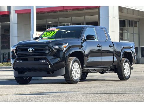 Used 2026 Toyota Tacoma SR5 AWD/4WD image 8
