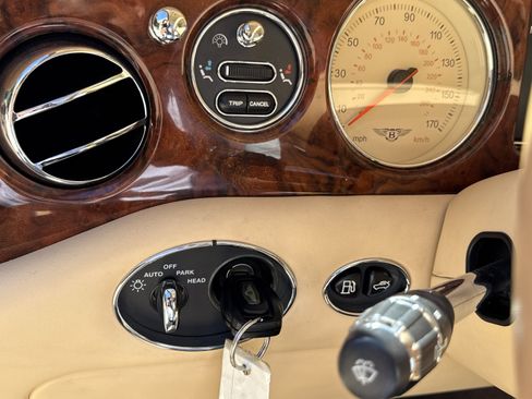 Used 2001 Bentley Arnage Red Label image 32