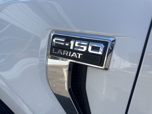 Used 2021 Ford F150 Lariat w/ Trailer Tow Package image 9