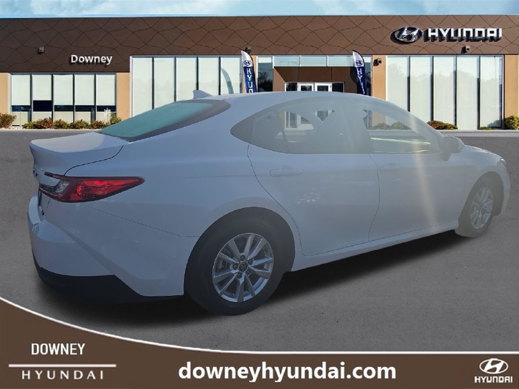 Used 2025 Toyota Camry LE FWD image 6
