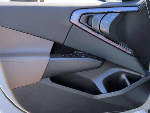 Used 2025 BMW X3 xDrive30i w/ Premium Package image 14