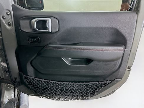 Used 2020 Jeep Gladiator Rubicon image 30