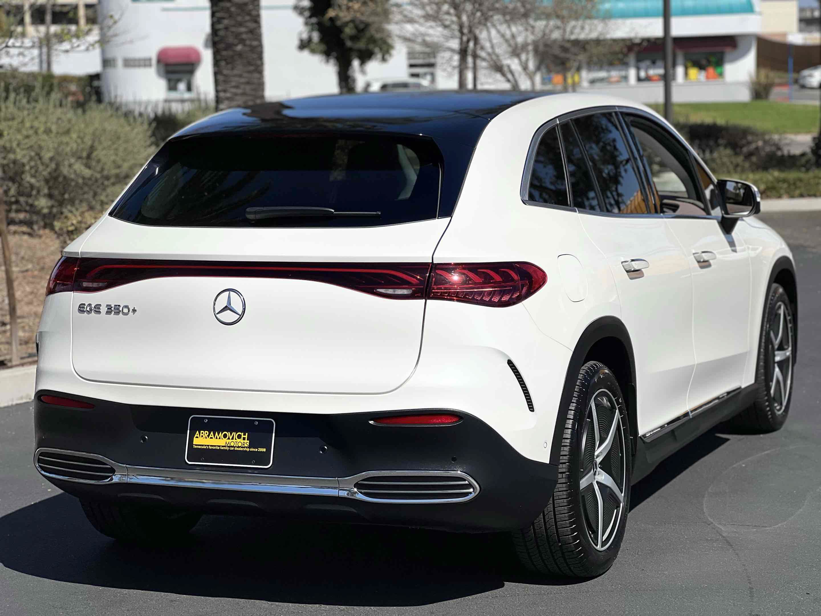 Used 2023 Mercedes-Benz EQE 350+ SUV w/ AMG Line Exterior Package image 15