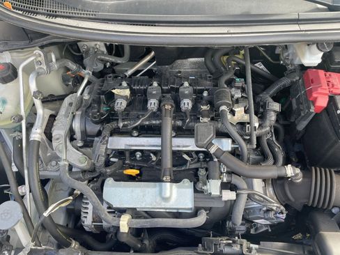 Used 2025 Nissan Versa SV image 29