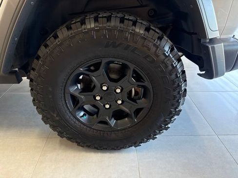 Used 2023 Jeep Wrangler Unlimited w/ Cold Weather Group AWD/4WD image 17