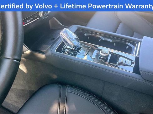Used 2025 Volvo XC90 B6 Plus image 19