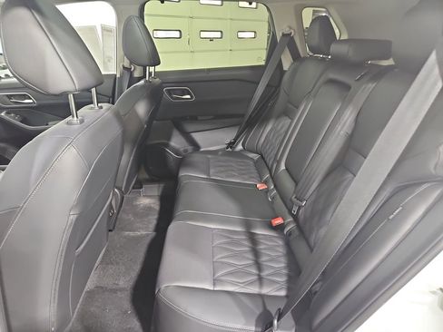 New 2026 Nissan Rogue Platinum image 25