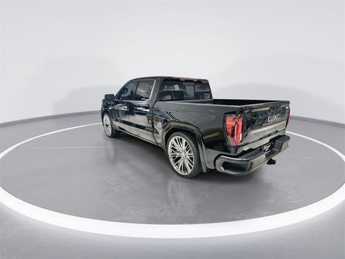 New 2026 GMC Sierra 1500 SLT image 6