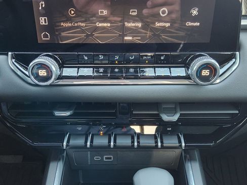 New 2026 GMC Canyon Elevation w/ Convenience Package image 22